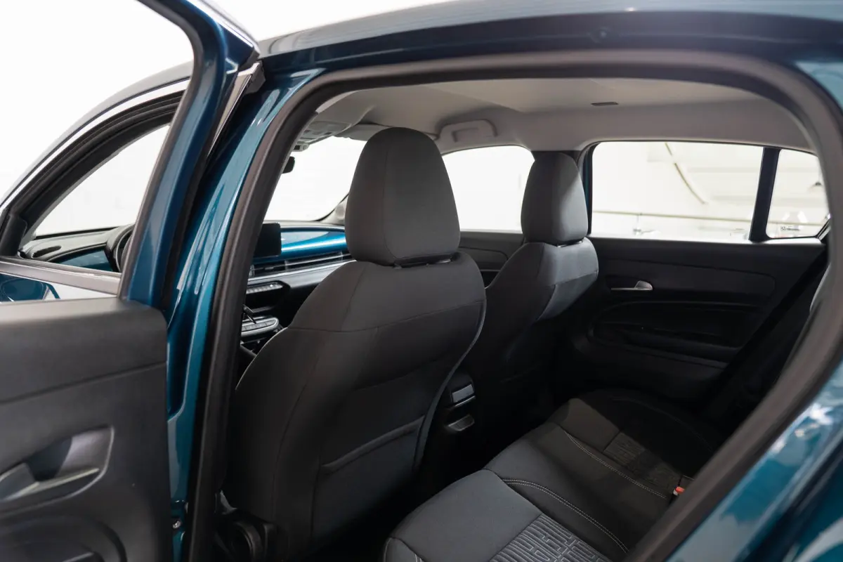 1.2 Hybrid Urban | Stoelverwarming | Camera | Navigatie | Climate Controle | Apple Carplay & Android Auto | Parkeersensoren |