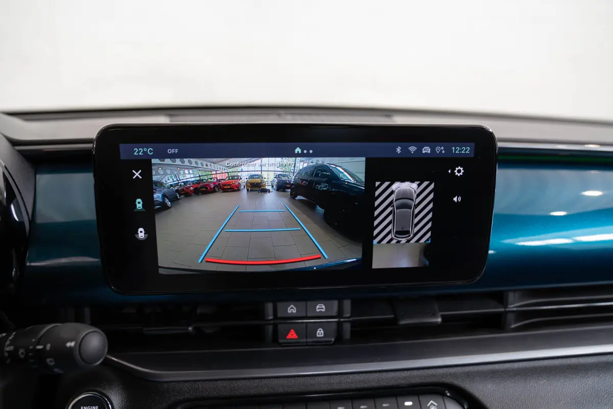 1.2 Hybrid Urban | Stoelverwarming | Camera | Navigatie | Climate Controle | Apple Carplay & Android Auto | Parkeersensoren |