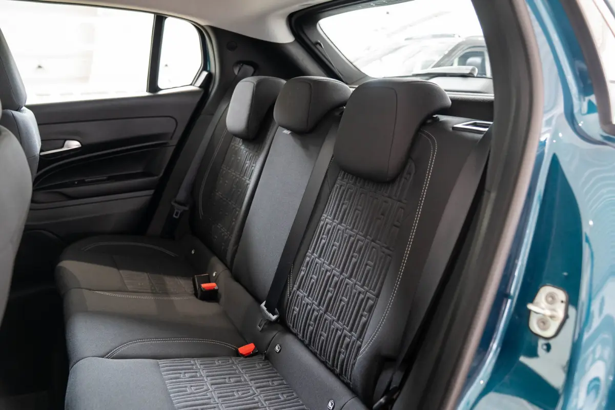 1.2 Hybrid Urban | Stoelverwarming | Camera | Navigatie | Climate Controle | Apple Carplay & Android Auto | Parkeersensoren |