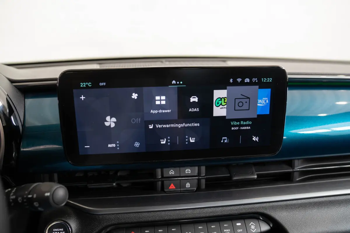 1.2 Hybrid Urban | Stoelverwarming | Camera | Navigatie | Climate Controle | Apple Carplay & Android Auto | Parkeersensoren |