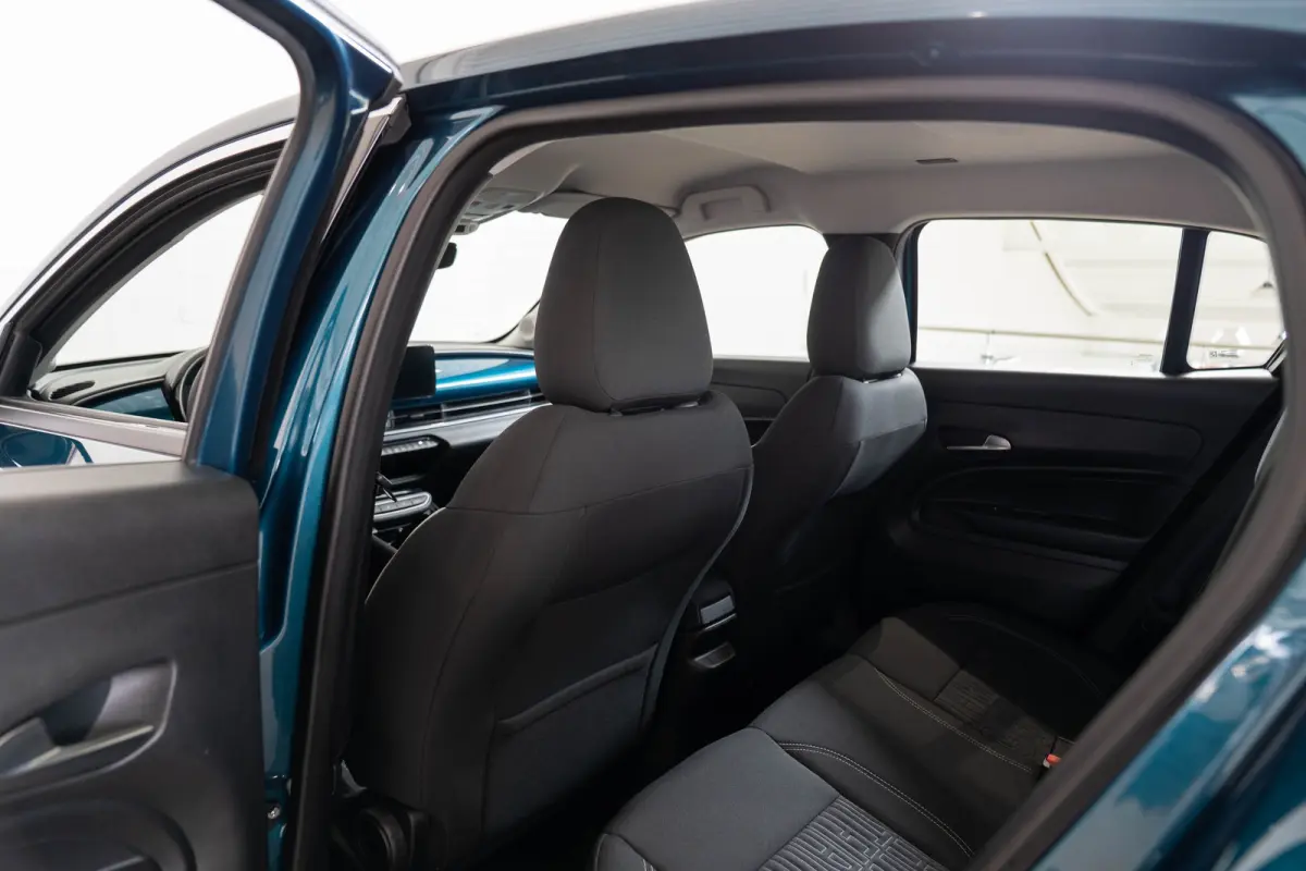 1.2 Hybrid Urban | Stoelverwarming | Camera | Navigatie | Climate Controle | Apple Carplay & Android Auto | Parkeersensoren |