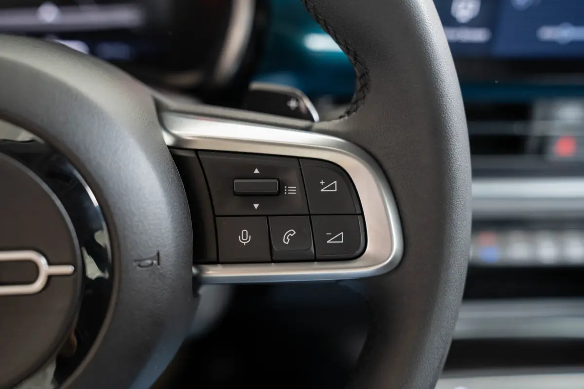 1.2 Hybrid Urban | Stoelverwarming | Camera | Navigatie | Climate Controle | Apple Carplay & Android Auto | Parkeersensoren |