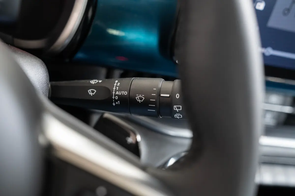 1.2 Hybrid Urban | Stoelverwarming | Camera | Navigatie | Climate Controle | Apple Carplay & Android Auto | Parkeersensoren |