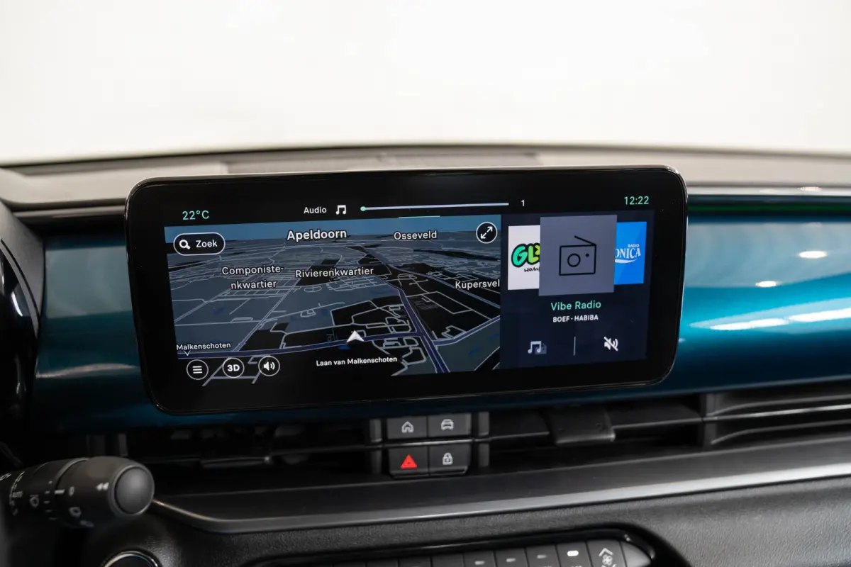 1.2 Hybrid Urban | Stoelverwarming | Camera | Navigatie | Climate Controle | Apple Carplay & Android Auto | Parkeersensoren |