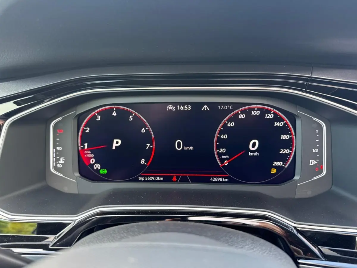 2.0 TSI 207pk DSG GTI | ACC | Pano | Beats | Camera