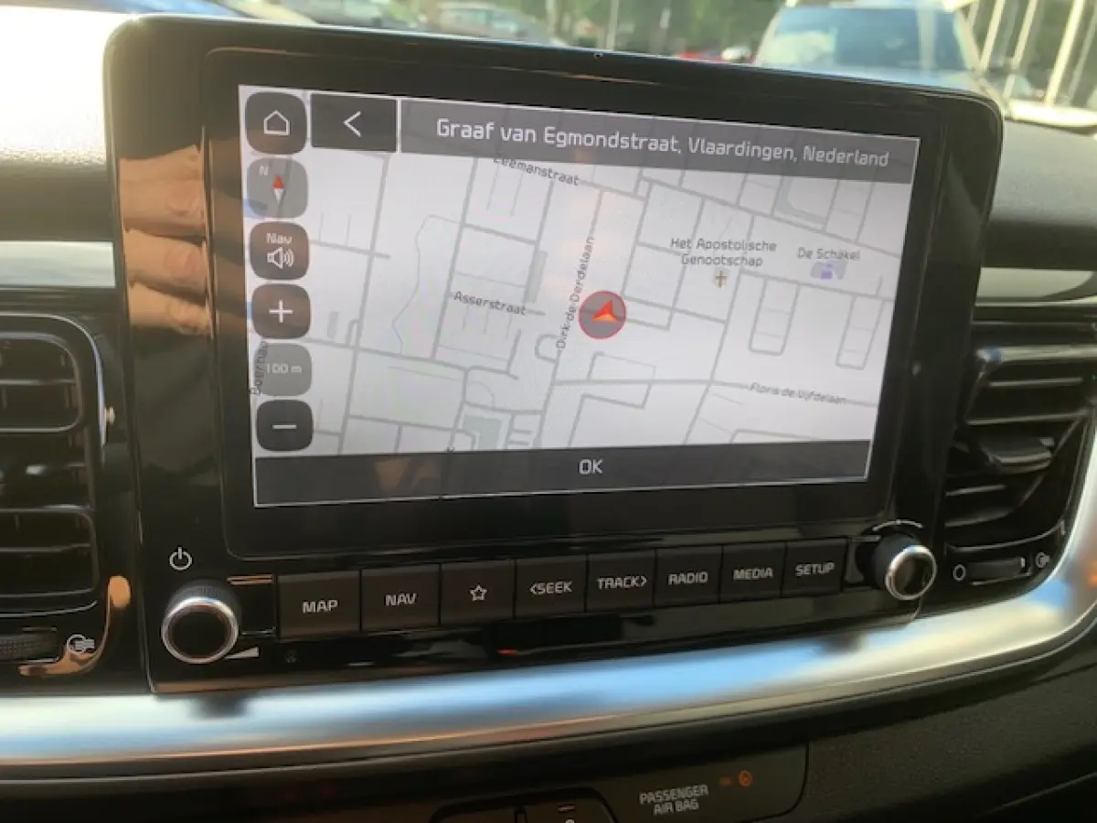 1.0 T-GDi MHEV DynamicPlusLine, navigatie, camera .