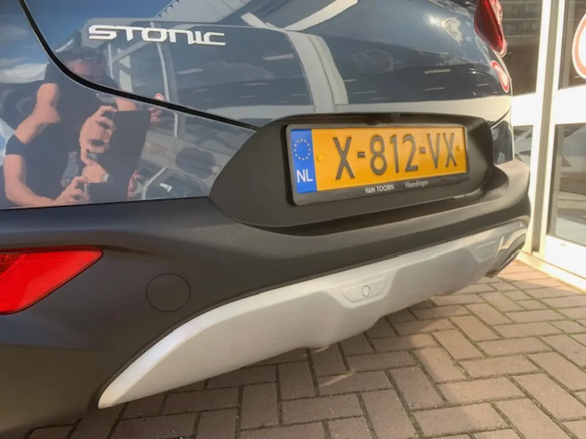 1.0 T-GDi MHEV DynamicPlusLine, navigatie, camera .