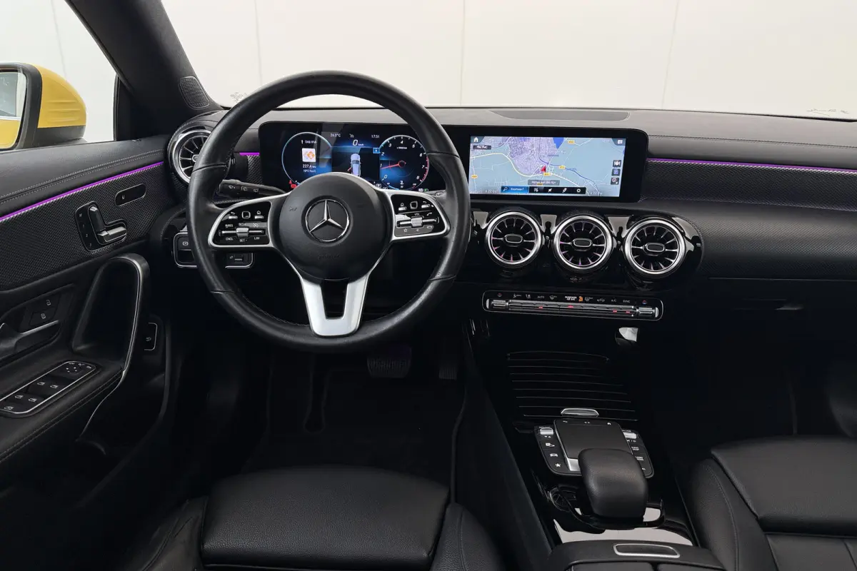 180 Aut. Luxury Pano-dak Memory Leder
