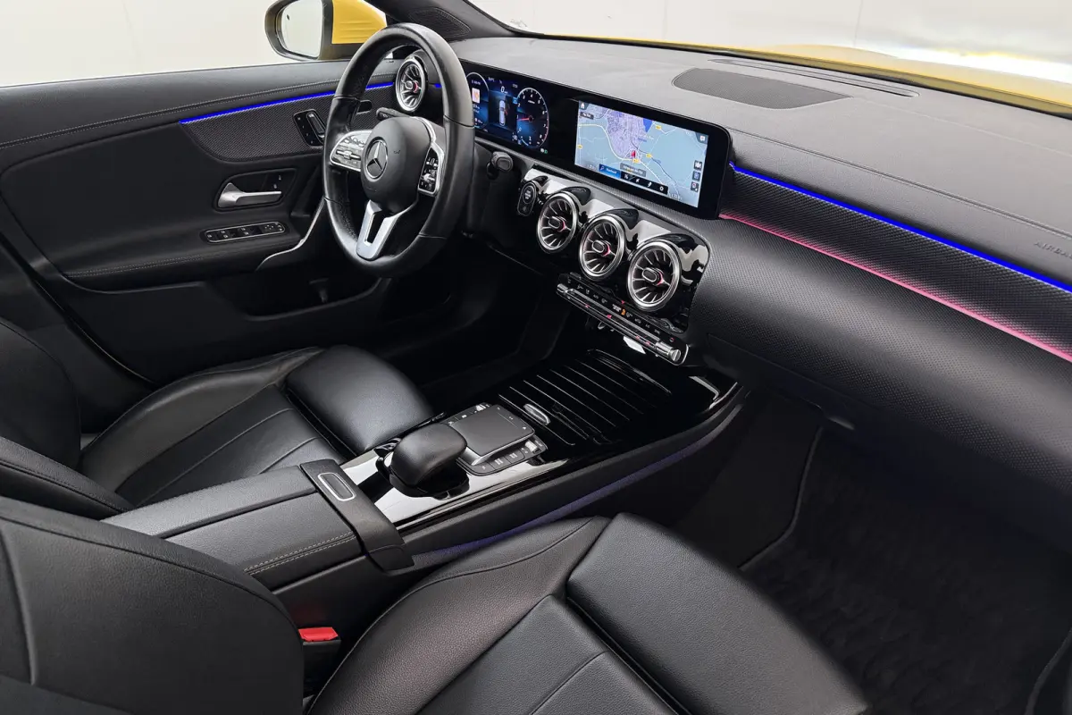 180 Aut. Luxury Pano-dak Memory Leder