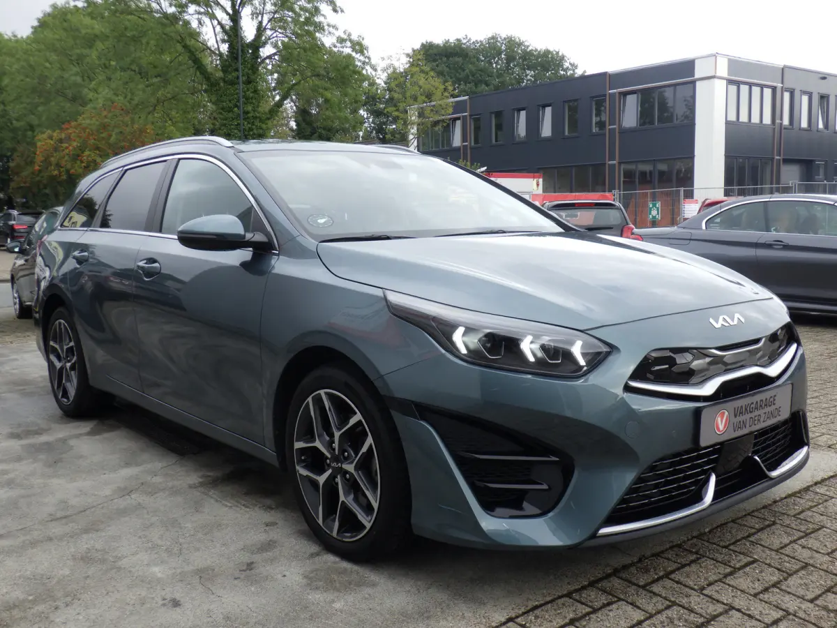 1.6 GDI PHEV AUT, ExecutiveLine, Plug-In, Camera, Carplay, Cruise!