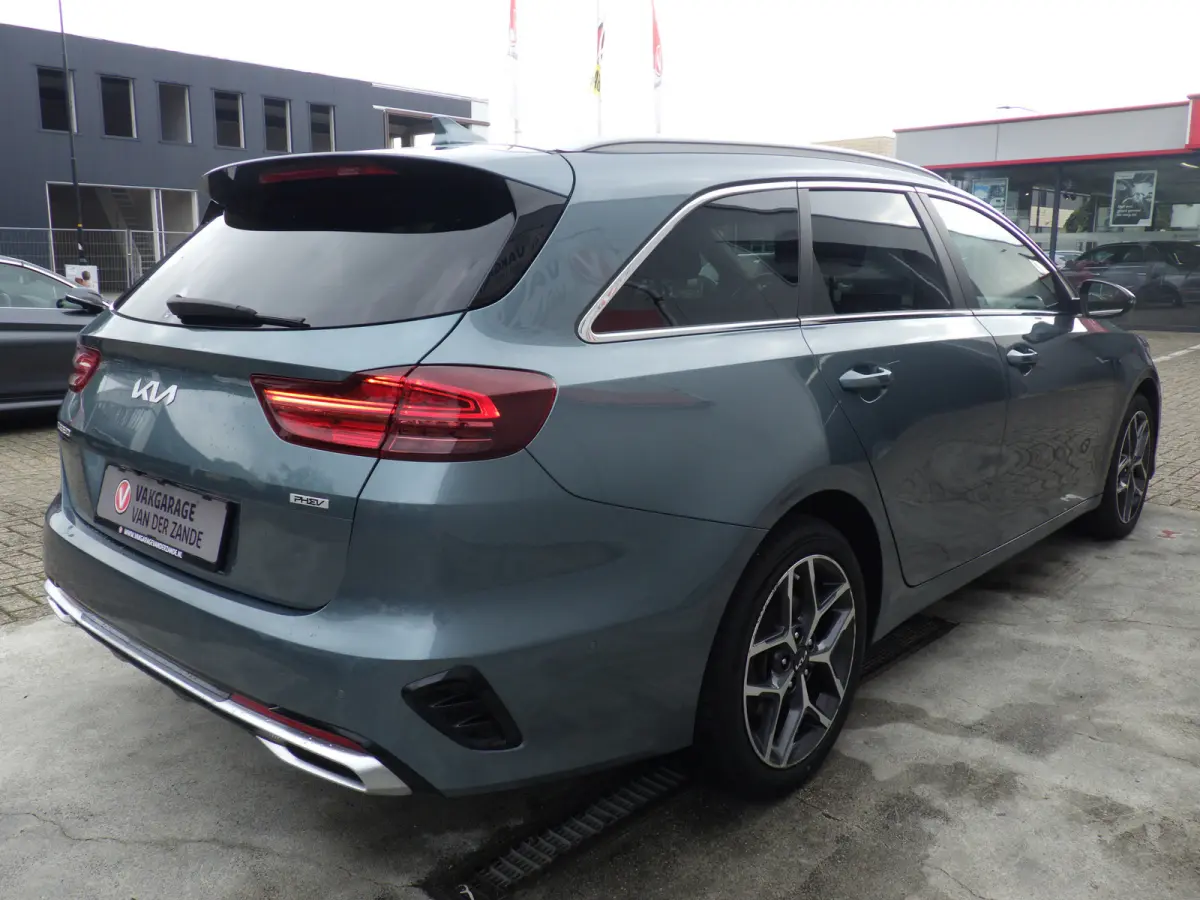1.6 GDI PHEV AUT, ExecutiveLine, Plug-In, Camera, Carplay, Cruise!