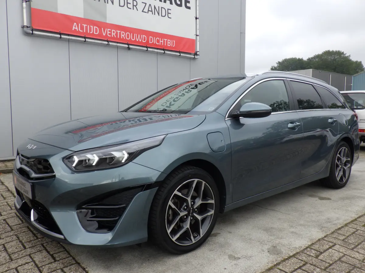 1.6 GDI PHEV AUT, ExecutiveLine, Plug-In, Camera, Carplay, Cruise!