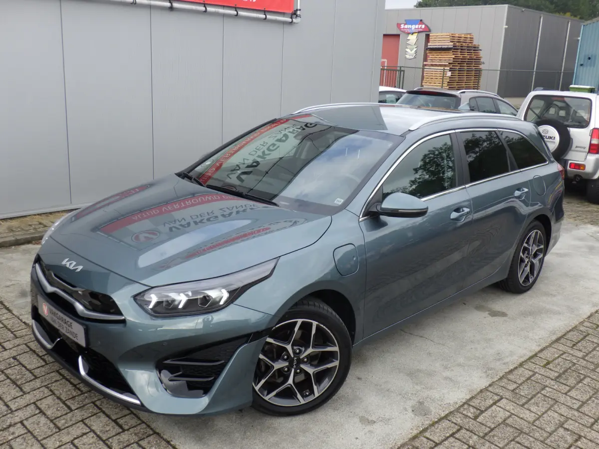 1.6 GDI PHEV AUT, ExecutiveLine, Plug-In, Camera, Carplay, Cruise!
