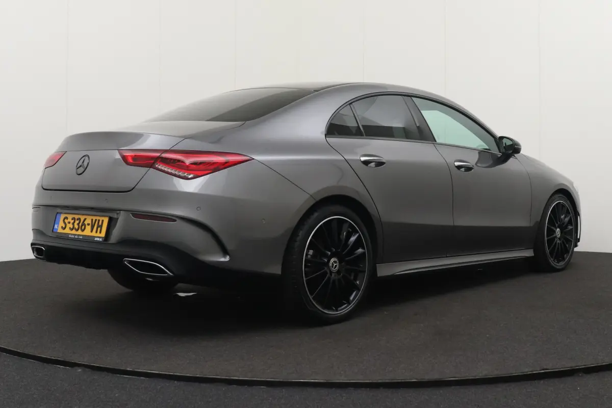 180 AMG Line Night-Pakket 19'LMV Camera Dodehoek
