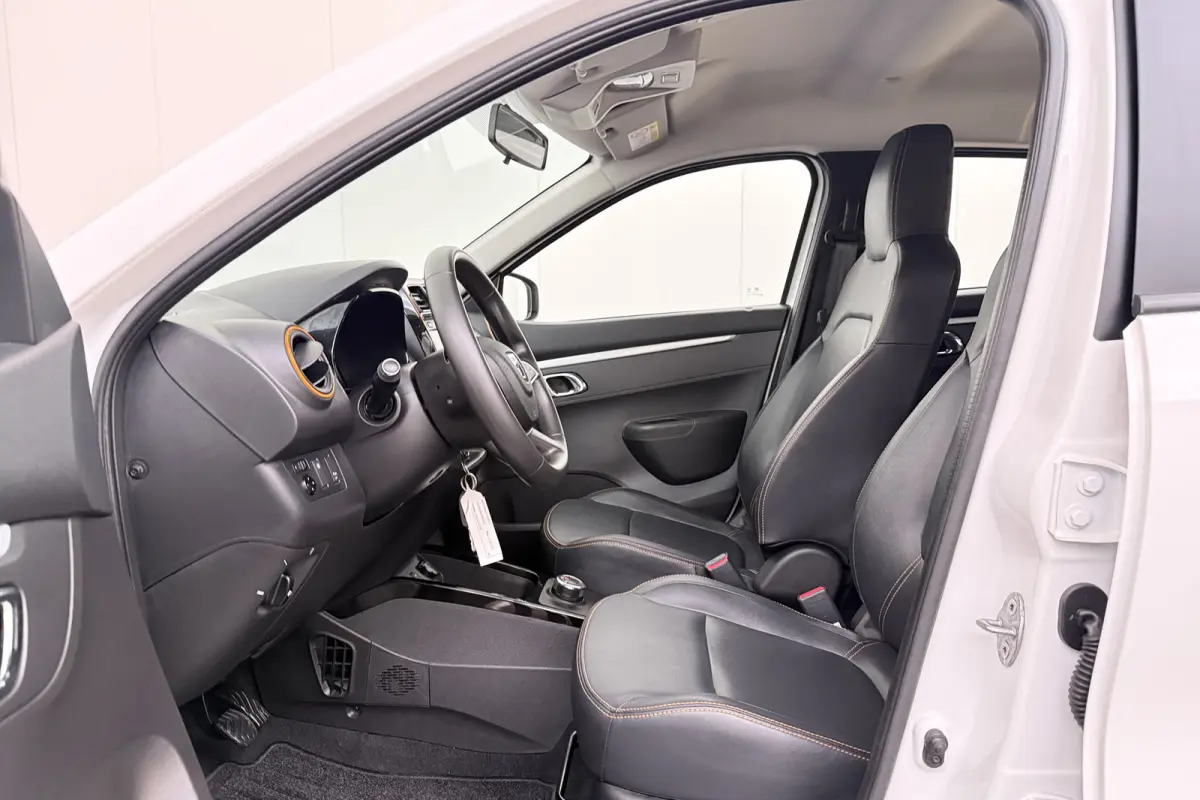 Comfort Plus 27 kWh Leder Carplay Navi 14'LMV DAB  #