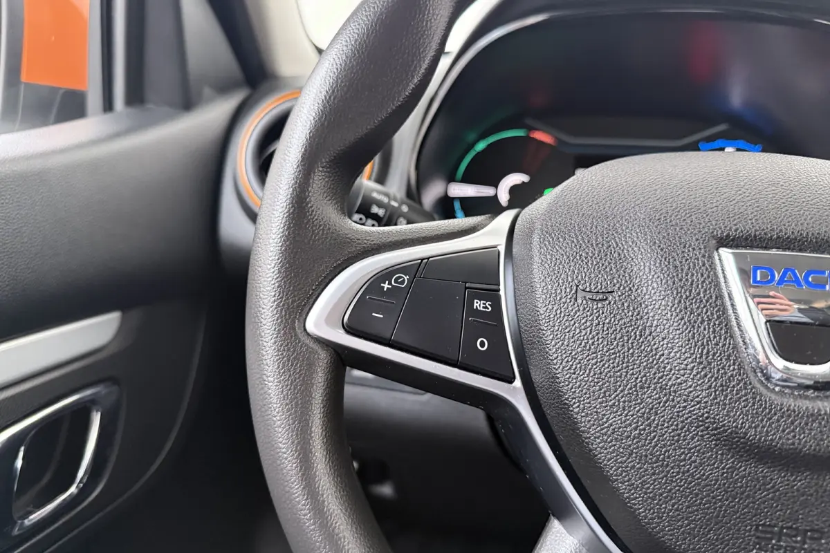 Comfort Plus 27 kWh Leder Carplay Navi 14'LMV DAB  #