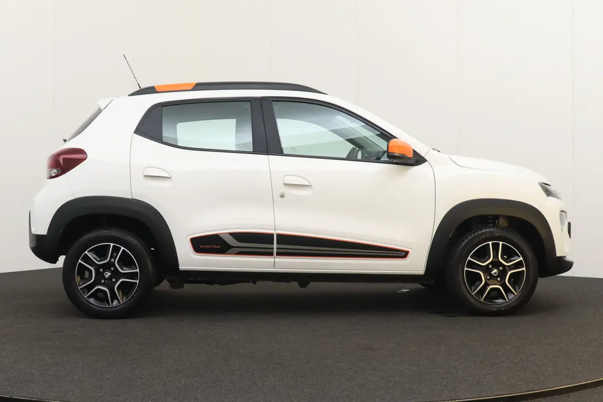 Comfort Plus 27 kWh Leder Carplay Navi 14'LMV DAB  #