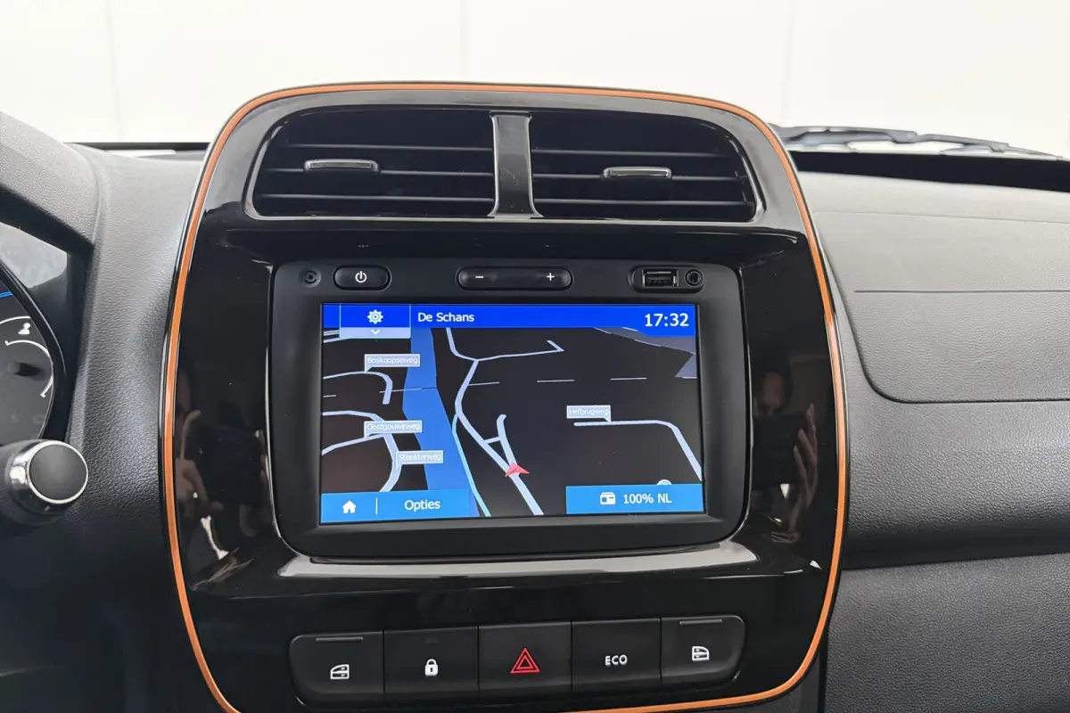 Comfort Plus 27 kWh Leder Carplay Navi 14'LMV DAB  #