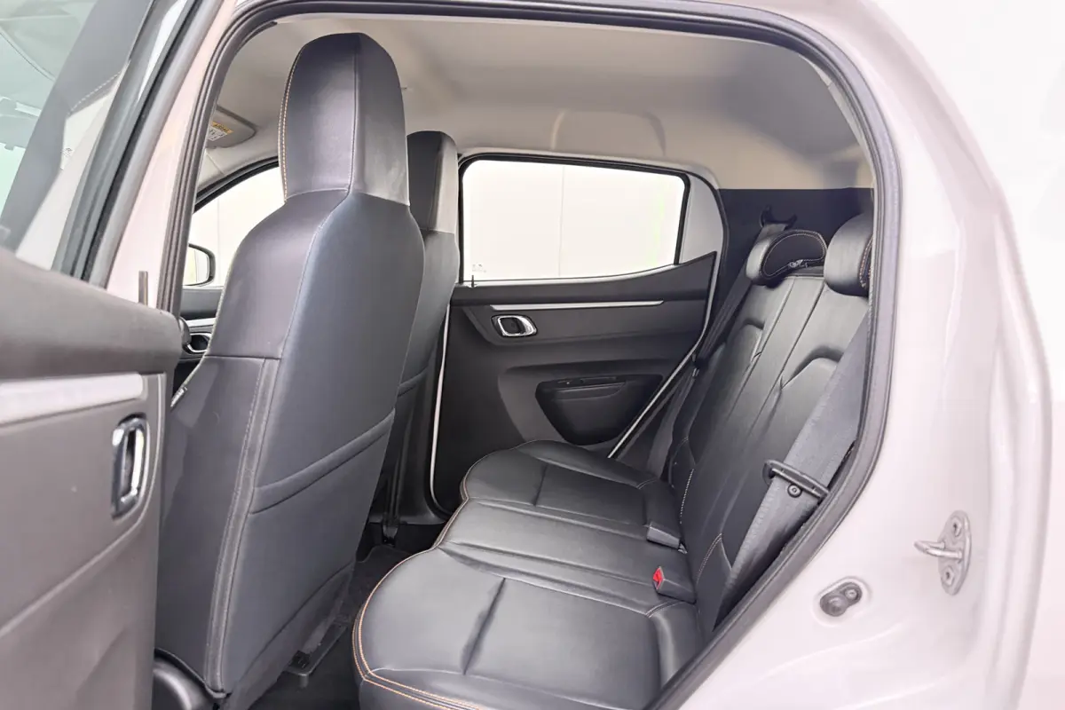 Comfort Plus 27 kWh Leder Carplay Navi 14'LMV DAB  #