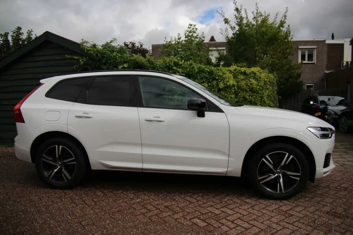 2.0 B5 AWD R-Design