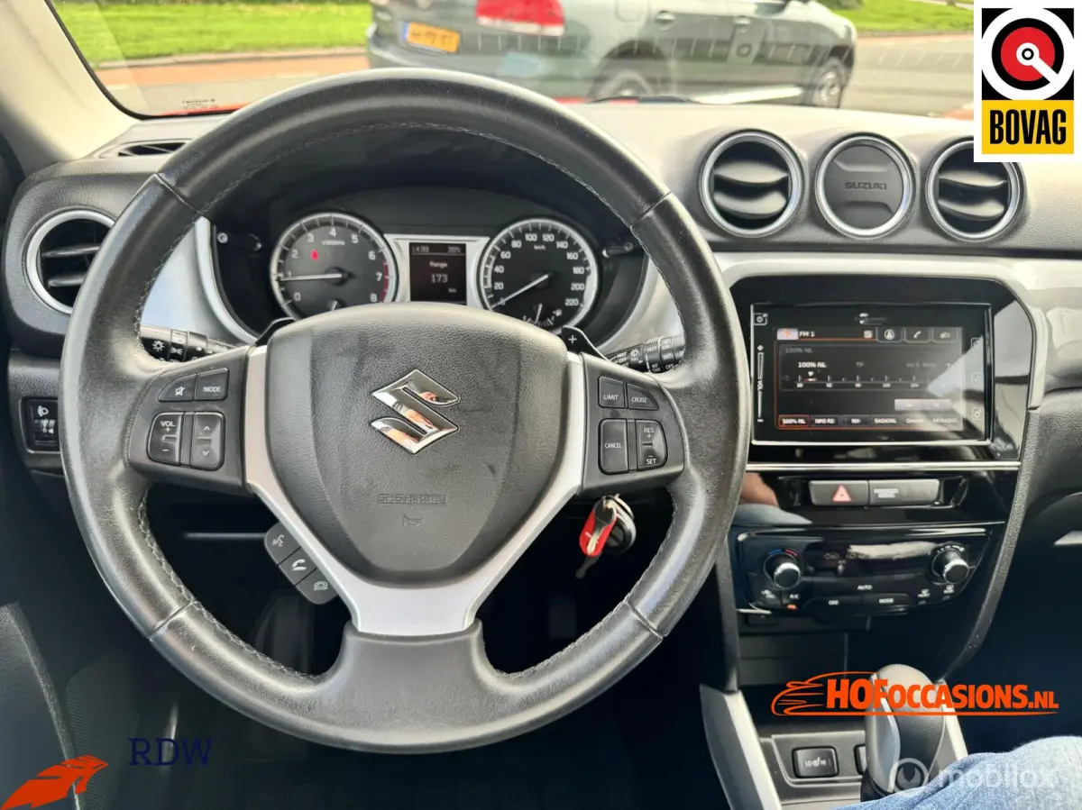 1.6 Exclusive AUTOMAAT / NAVI / TREKHAAK