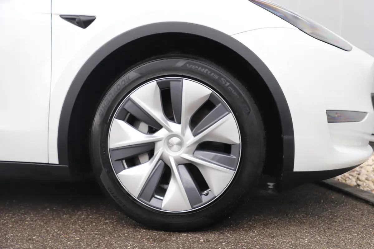 Long Range AWD 75 kWh Afneembare Trekhaak Panoramadak Full Self Driving 3 Lederen Bekleding
