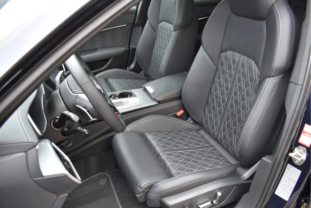 55 TFSI e Quattro 367 Pk Competition S-Line RS-Stoel Pano Leder ACC Matrix HD S6 Uitlaat Navi 21 Inch