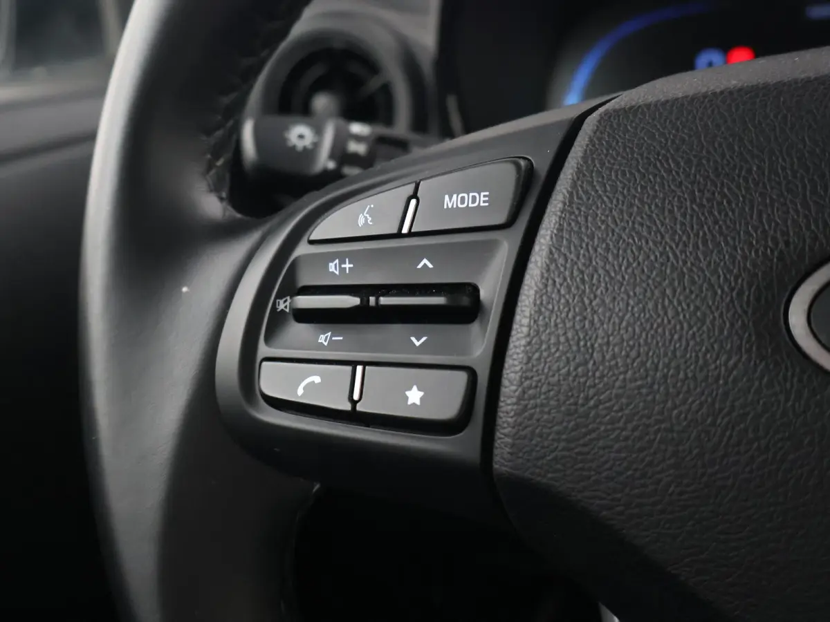 1.0 COMFORT + APPLE CARPLAY | DAB | AIRCO | DIGITALE COCKPIT | CRUISE CONTROL