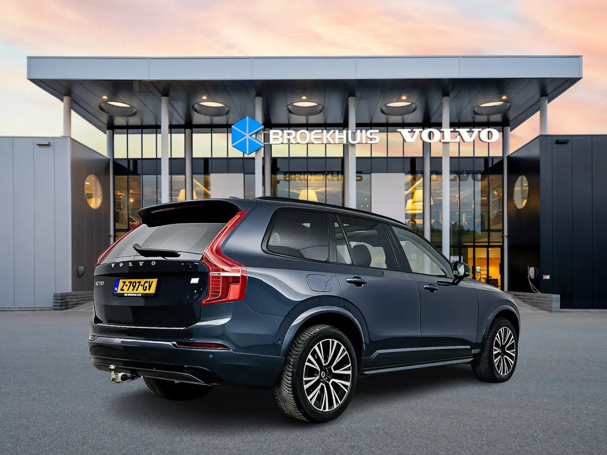 T8 Ultimate Dark | 20" Allseason | Panoramadak | Elektr. verst. Stoelen | Head-Up | Harman Kardon | Full LED | 360 Camera | Stoel/Stuur/Achterbankverwarming