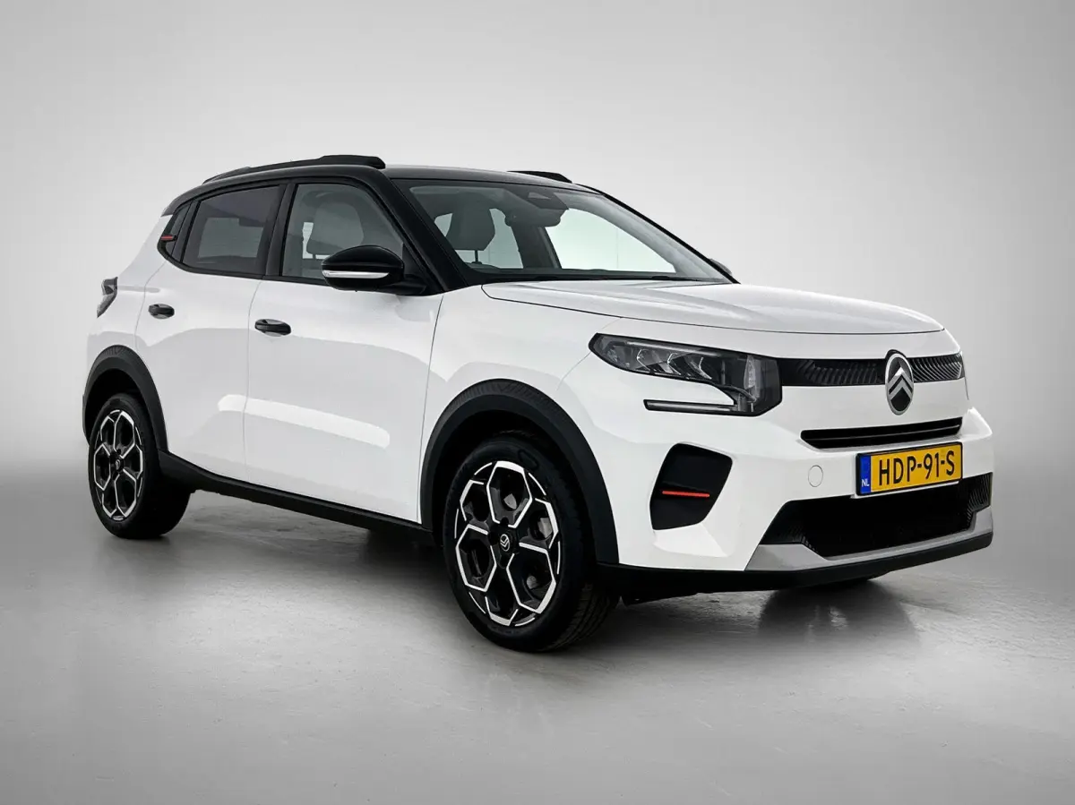 1.2 100pk Max | AppleCarplay/AndroidAuto | LED | Camera | Climate Control | Cruise Control | Privacy Glass | Navigatie | Isofix | Two-Tone | Parkeersensoren | DAB Radio |