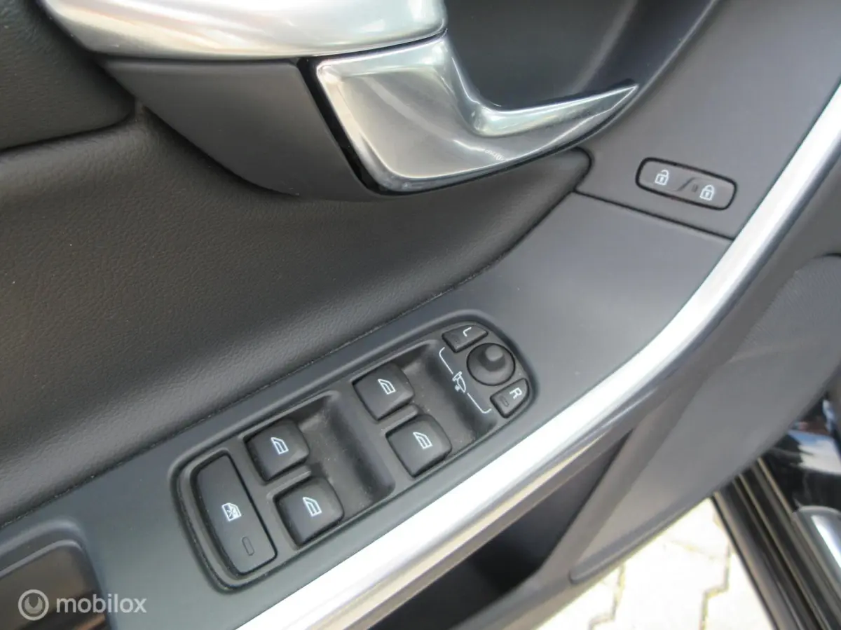 1.5 T2 Polar+ 103dkm! Automaat Cruise Trekhaak Navigatie Led Stoelverwarming