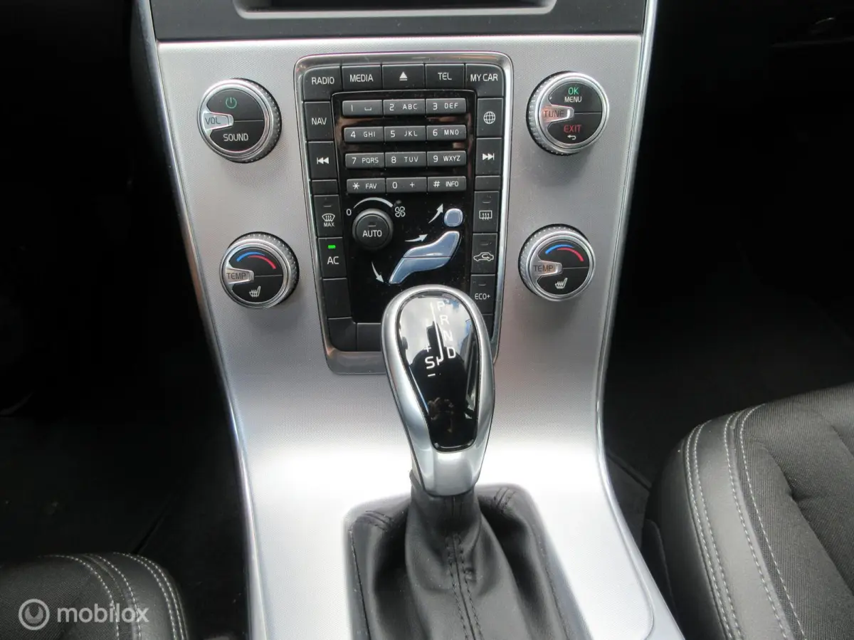 1.5 T2 Polar+ 103dkm! Automaat Cruise Trekhaak Navigatie Led Stoelverwarming