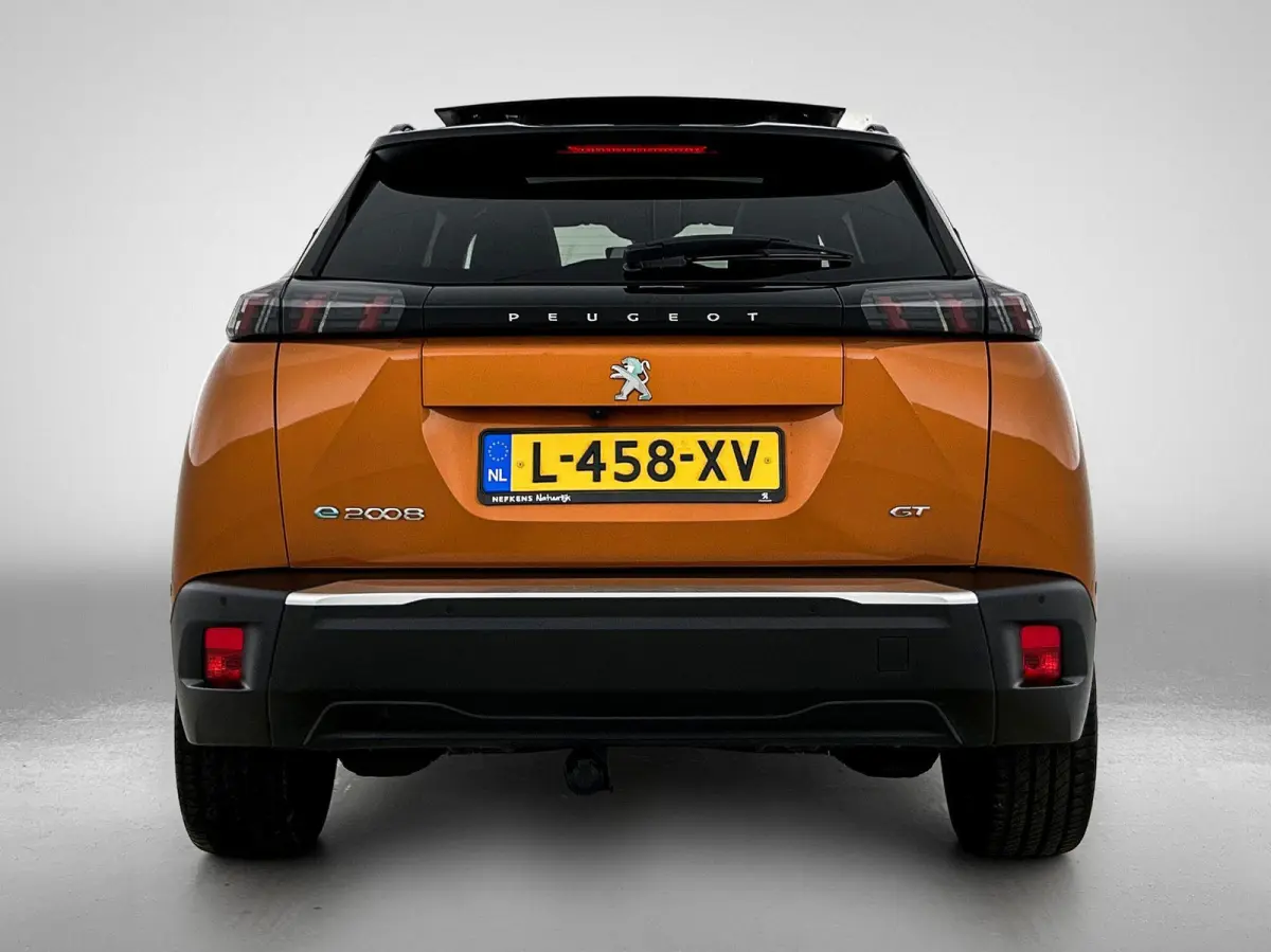 EV 136pk GT Pack 50 kWh Automaat | 1ste Eigenaar | Schuif-/Kanteldak | Navigatie | Climate Control | Adaptieve Cruise Control | Camera | 18"LMV | LED | Keyless Entry/Start | Apple Carplay/An