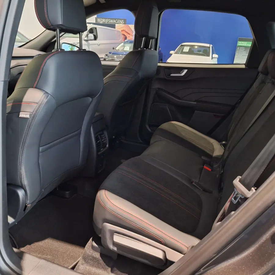 2.5 PHEV ST-Line X | €8150,- Voordeel! | Direct Leverbaar! | Elekt. Trekhaak | Draadloos Laden | BLIS | Adaptive Cruise Control | Stoel/Stuur/Voorruitverwarming |