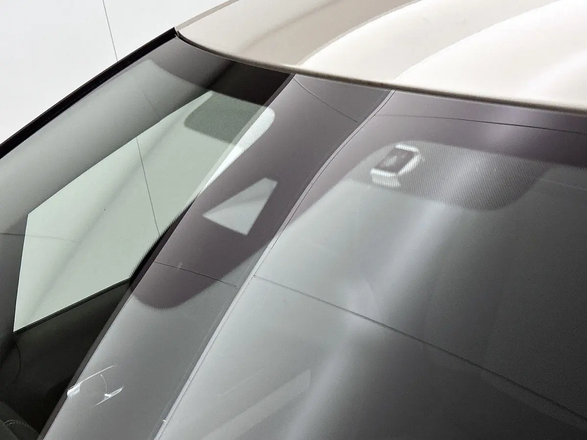 C-Series 83 pk | Navigatie | Parkeersensoren Achter | Climate Control | Extra Getinte Ramen Achter | Voorstoelen Verwarmbaar