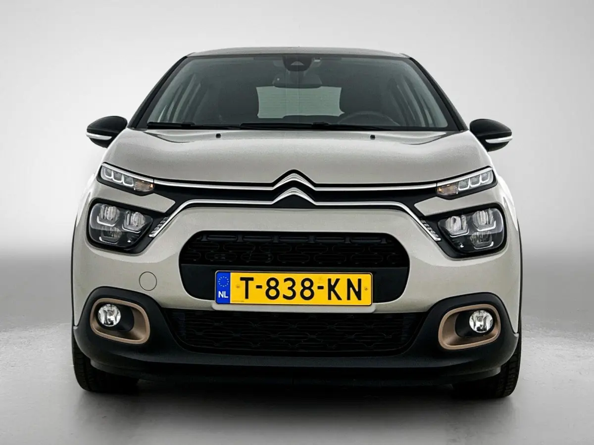 C-Series 83 pk | Navigatie | Parkeersensoren Achter | Climate Control | Extra Getinte Ramen Achter | Voorstoelen Verwarmbaar