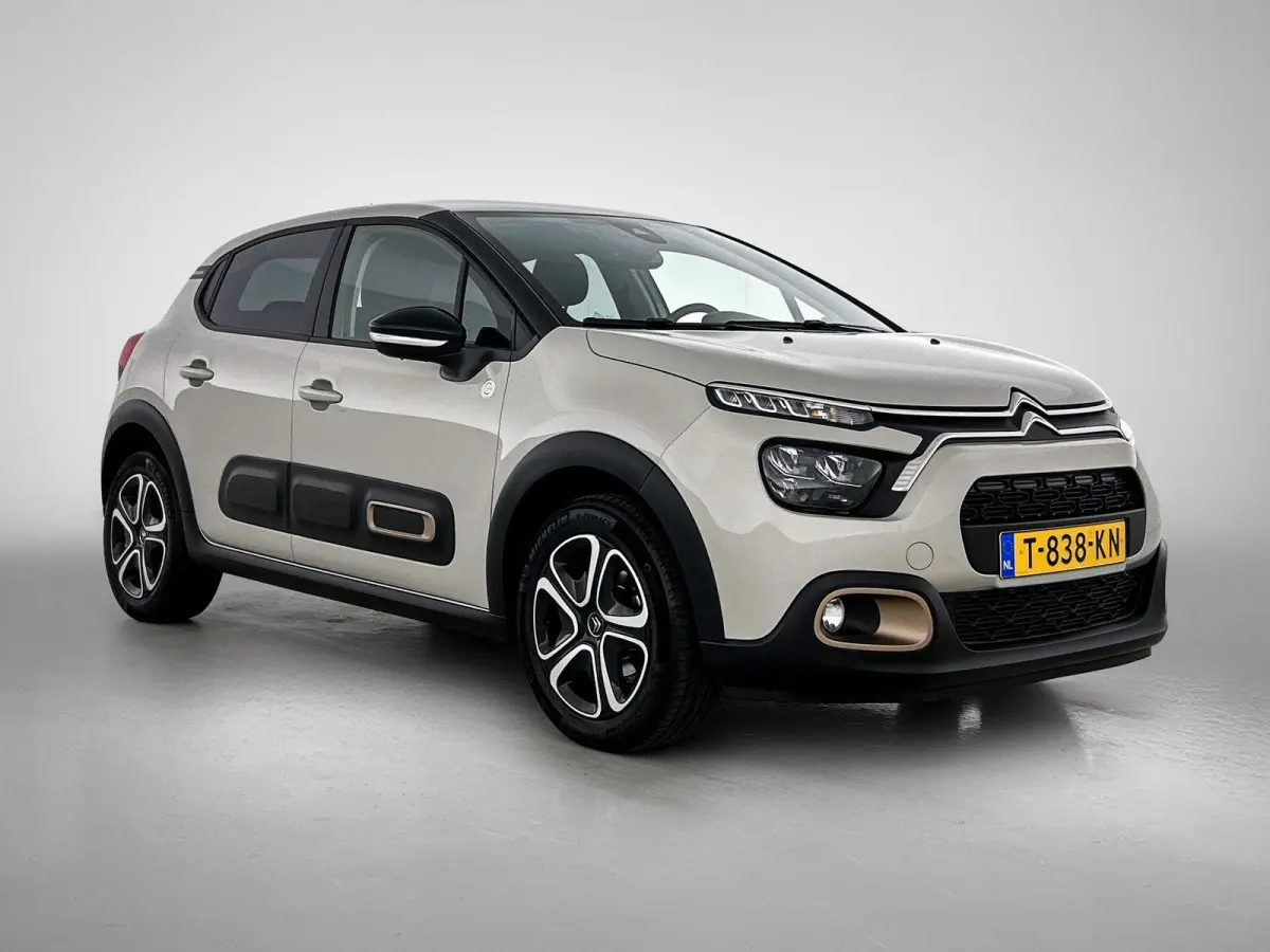 C-Series 83 pk | Navigatie | Parkeersensoren Achter | Climate Control | Extra Getinte Ramen Achter | Voorstoelen Verwarmbaar