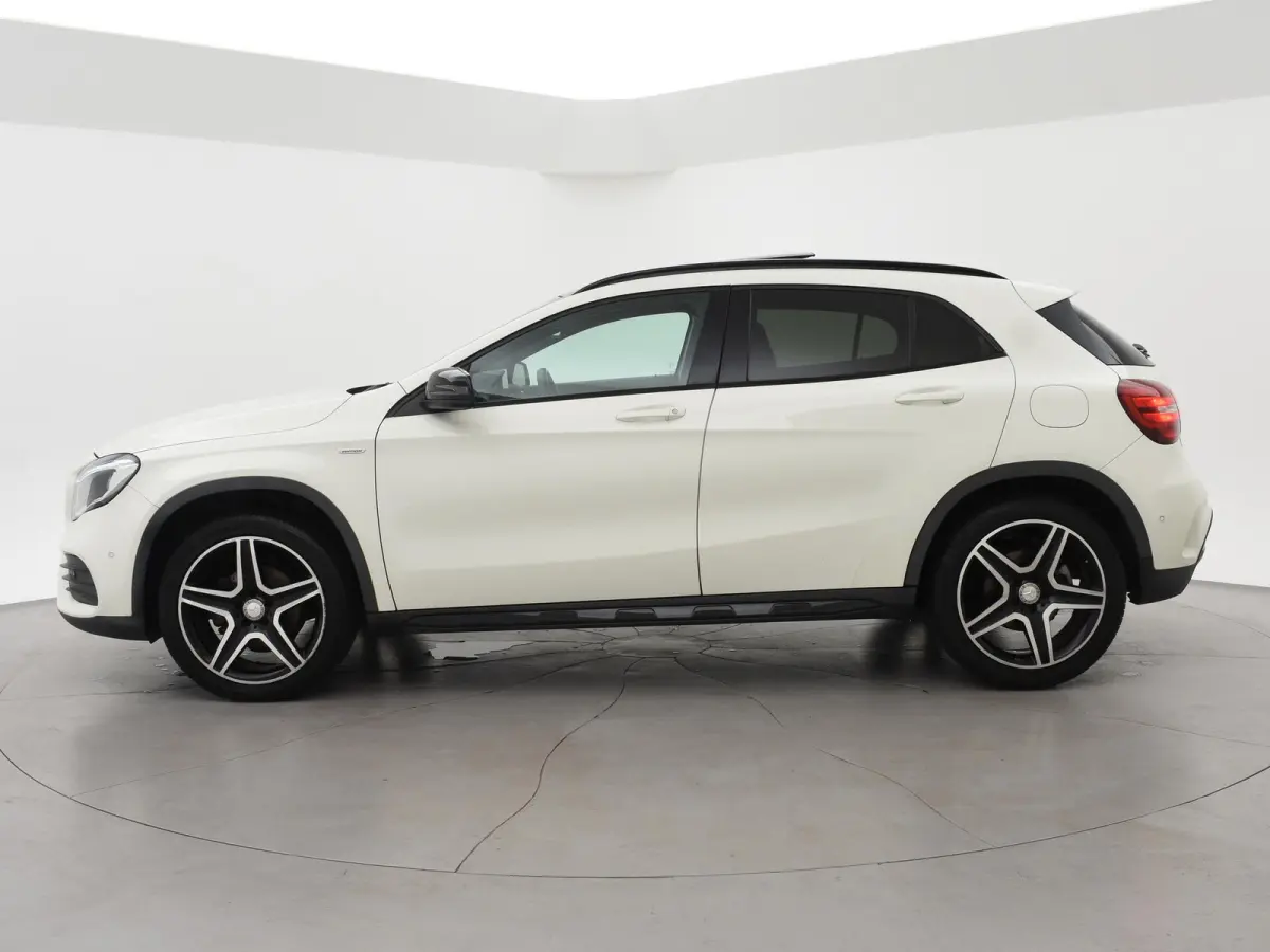 200 AUT. AMG LINE + PANORAMA SCHUIFDAK | CAMERA | SPORTSTOELEN | 19 INCH