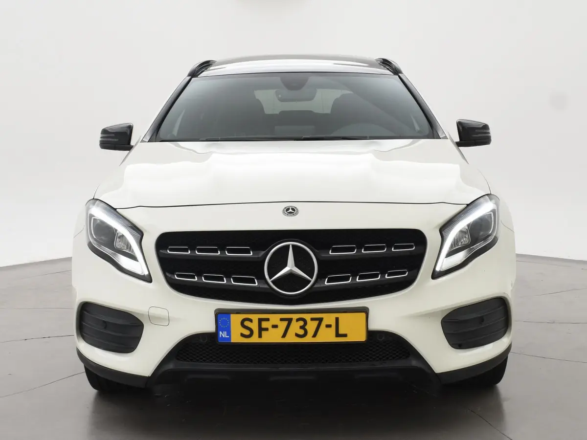 200 AUT. AMG LINE + PANORAMA SCHUIFDAK | CAMERA | SPORTSTOELEN | 19 INCH