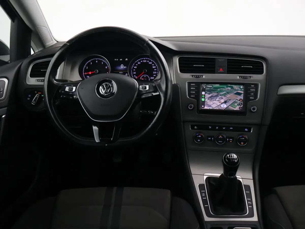 1.0 TSI 5-DEURS + APPLE CARPLAY | CAMERA | CLIMATE | CRUISE | LMV | NAVIGATIE