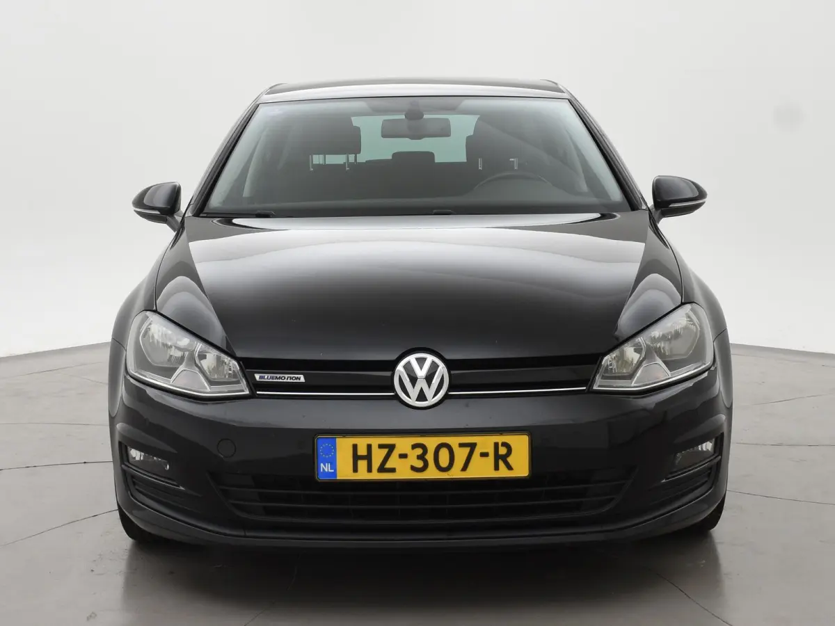 1.0 TSI 5-DEURS + APPLE CARPLAY | CAMERA | CLIMATE | CRUISE | LMV | NAVIGATIE