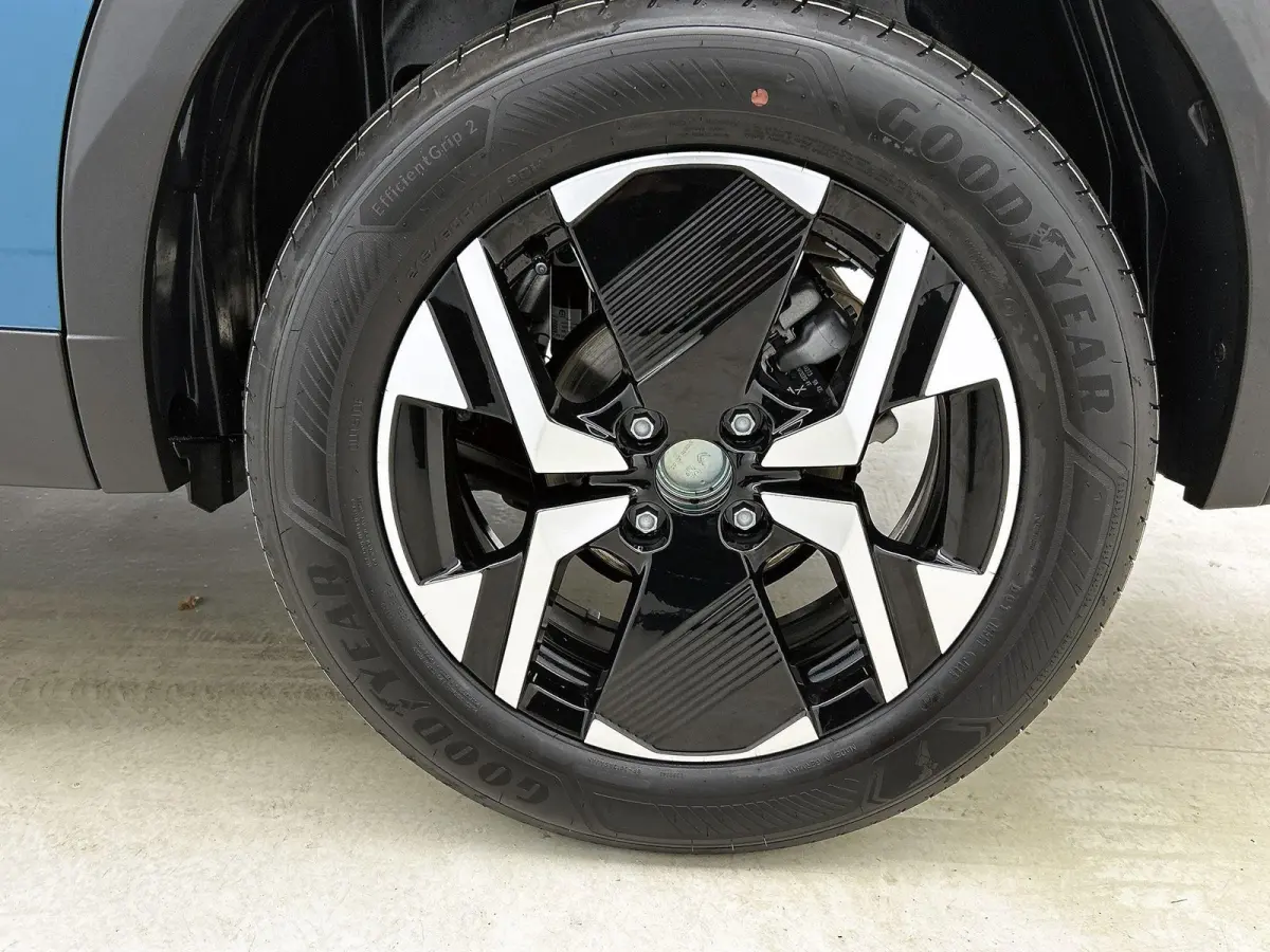 145pk 1.2 Hybrid GT Automaat | Climate Control | Navigatie | Elektrisch Verstelb. Bestuurdersstoel | 360 Camera | Adaptieve Cruise Control | Parkeersensoren Voor + Achter | Dodehoek Detectie
