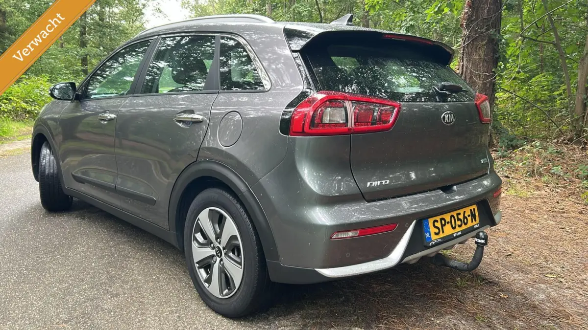 1.6 GDi Hybrid DynamicLine NAV CAMERA TREKH LEER