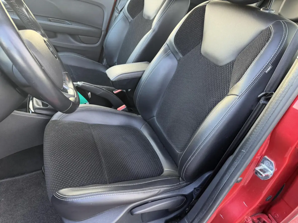 0.9 TCe Intens half leer trekhaak cruise nav