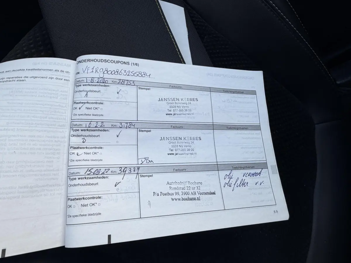 0.9 TCe Intens half leer trekhaak cruise nav