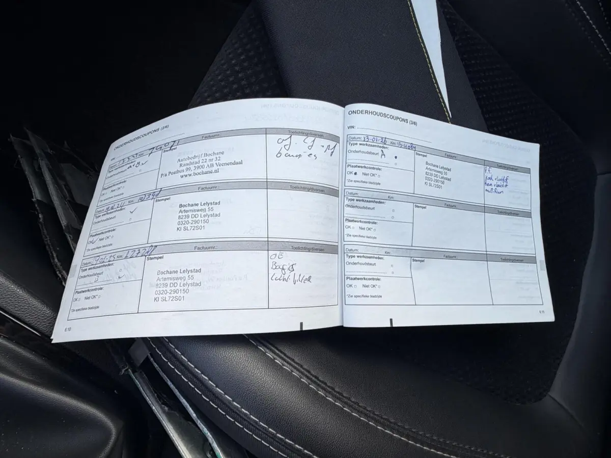 0.9 TCe Intens half leer trekhaak cruise nav