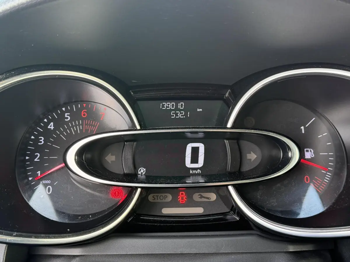 0.9 TCe Intens half leer trekhaak cruise nav