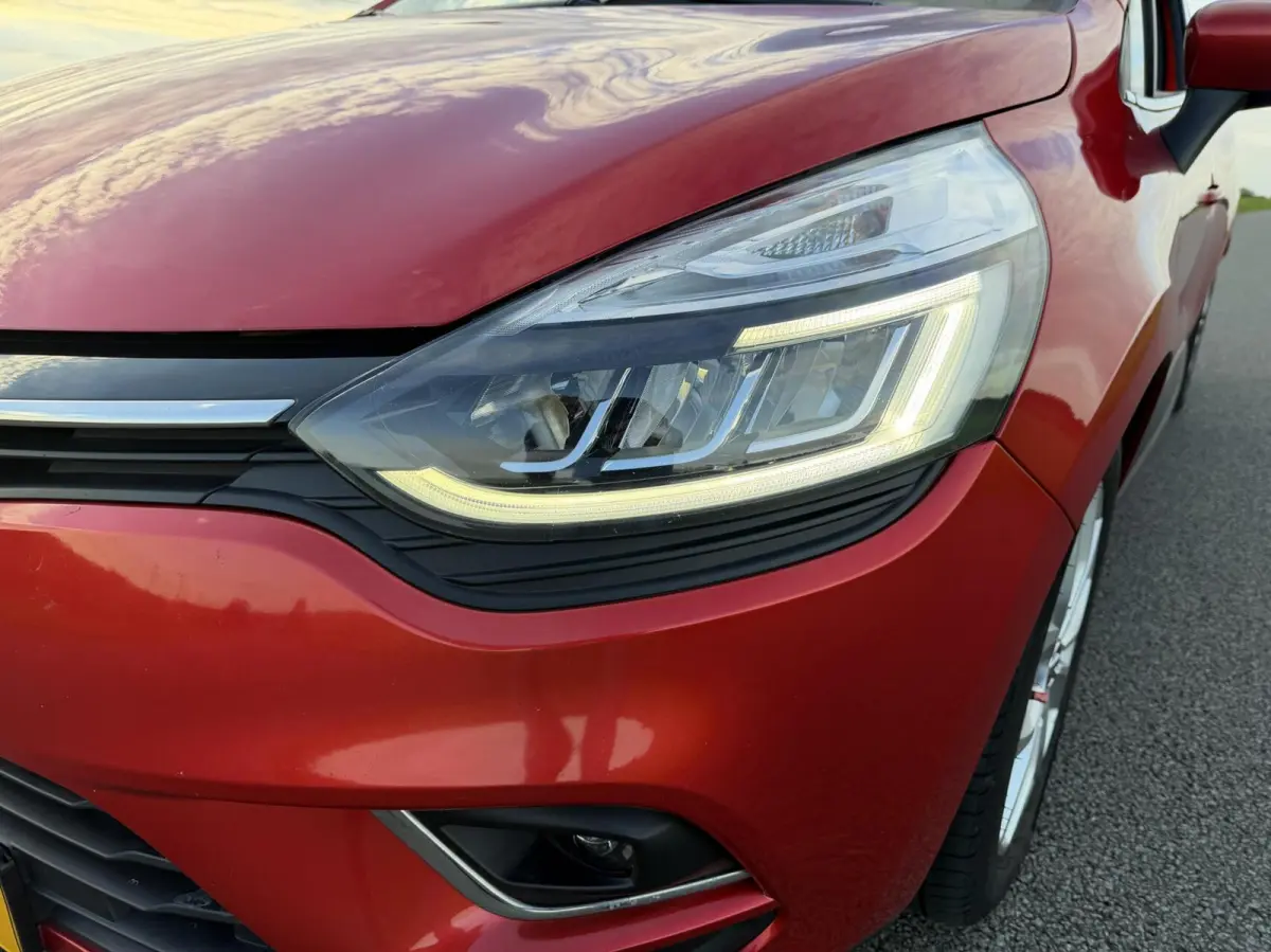 0.9 TCe Intens half leer trekhaak cruise nav