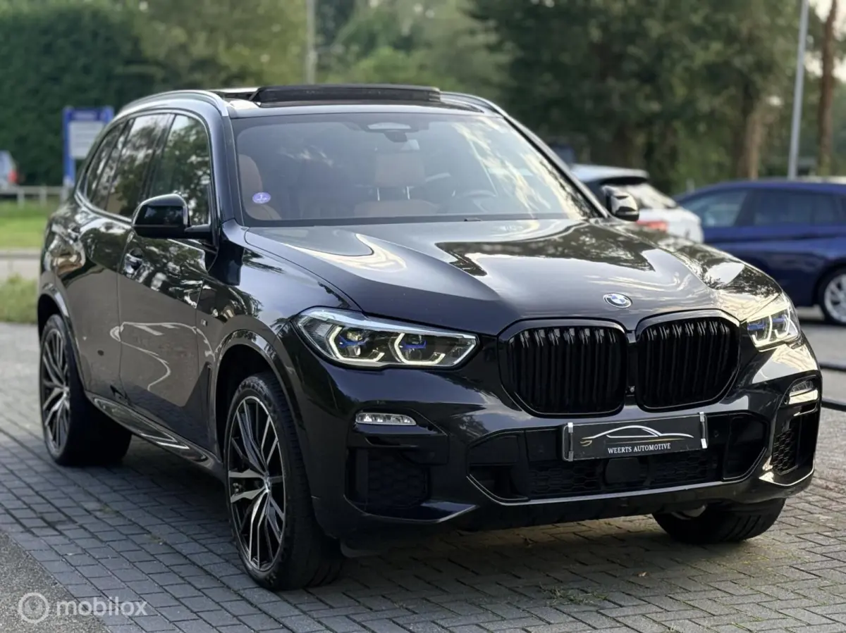 xDrive40i|7 persoons|4-Wielbesturing|Pano|HUD|Trekhaak