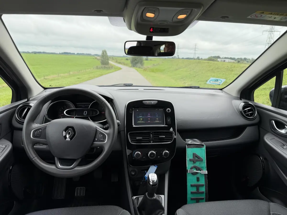0.9 TCe Intens nav cruise p sens 105945km